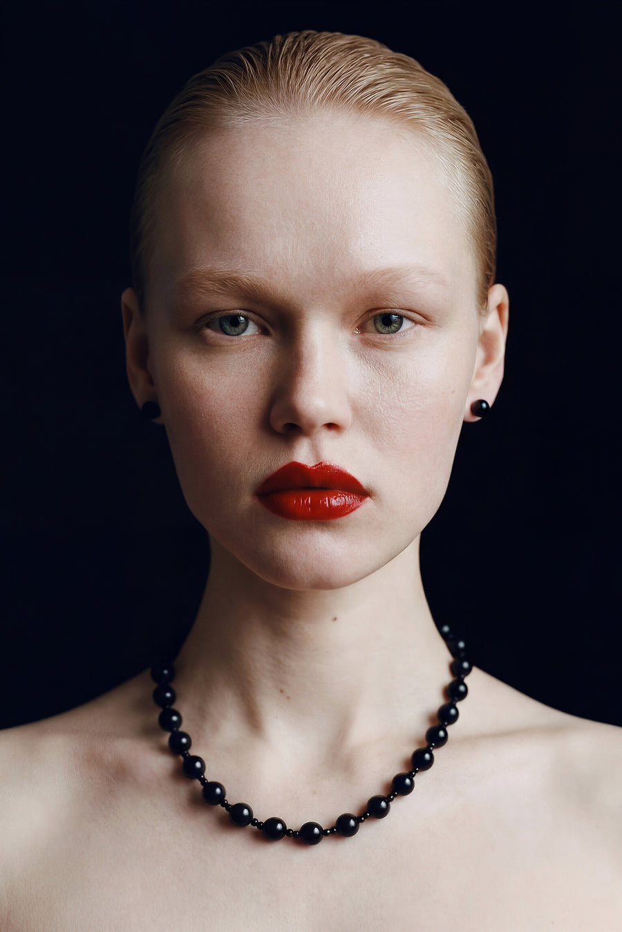 Glass Mix Beaded Necklace – Black