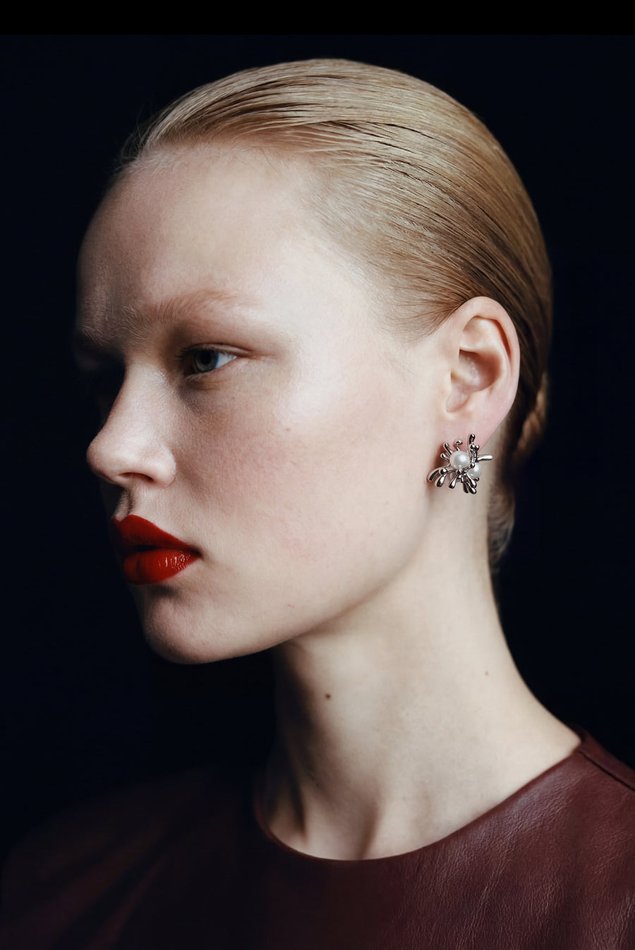 Dandelion Pearl Stud Earrings – Silver