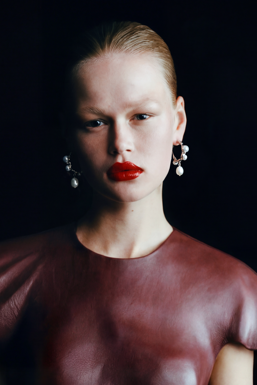 Pearl Branch Hoop Earrings – Gold