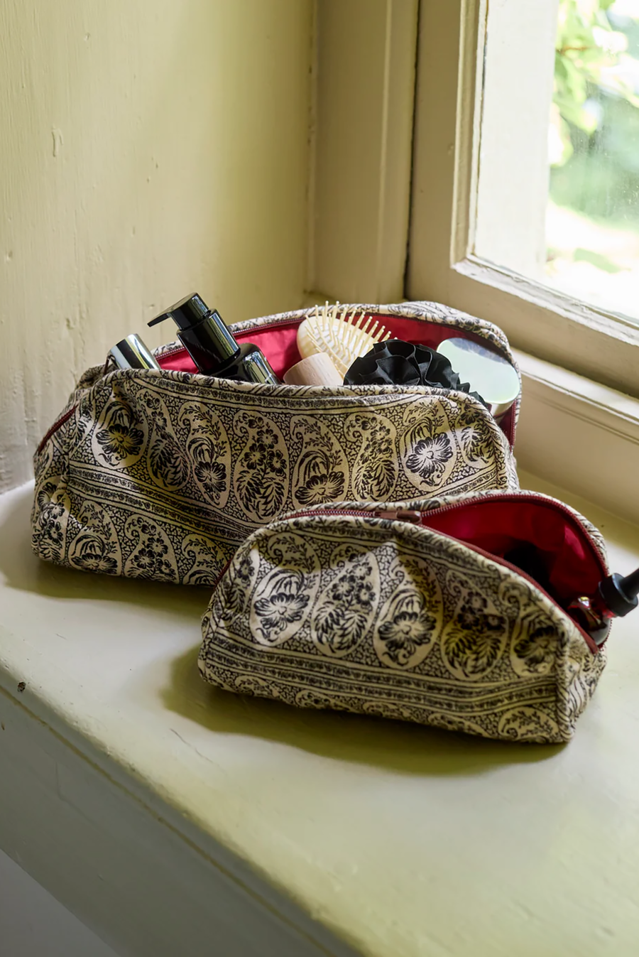 Autumn Sonata - Anna Toiletry Bag