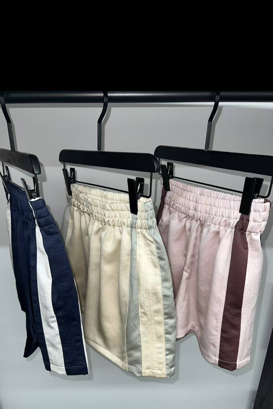 Contrast Stripe Satin Boxer Shorts - Pink