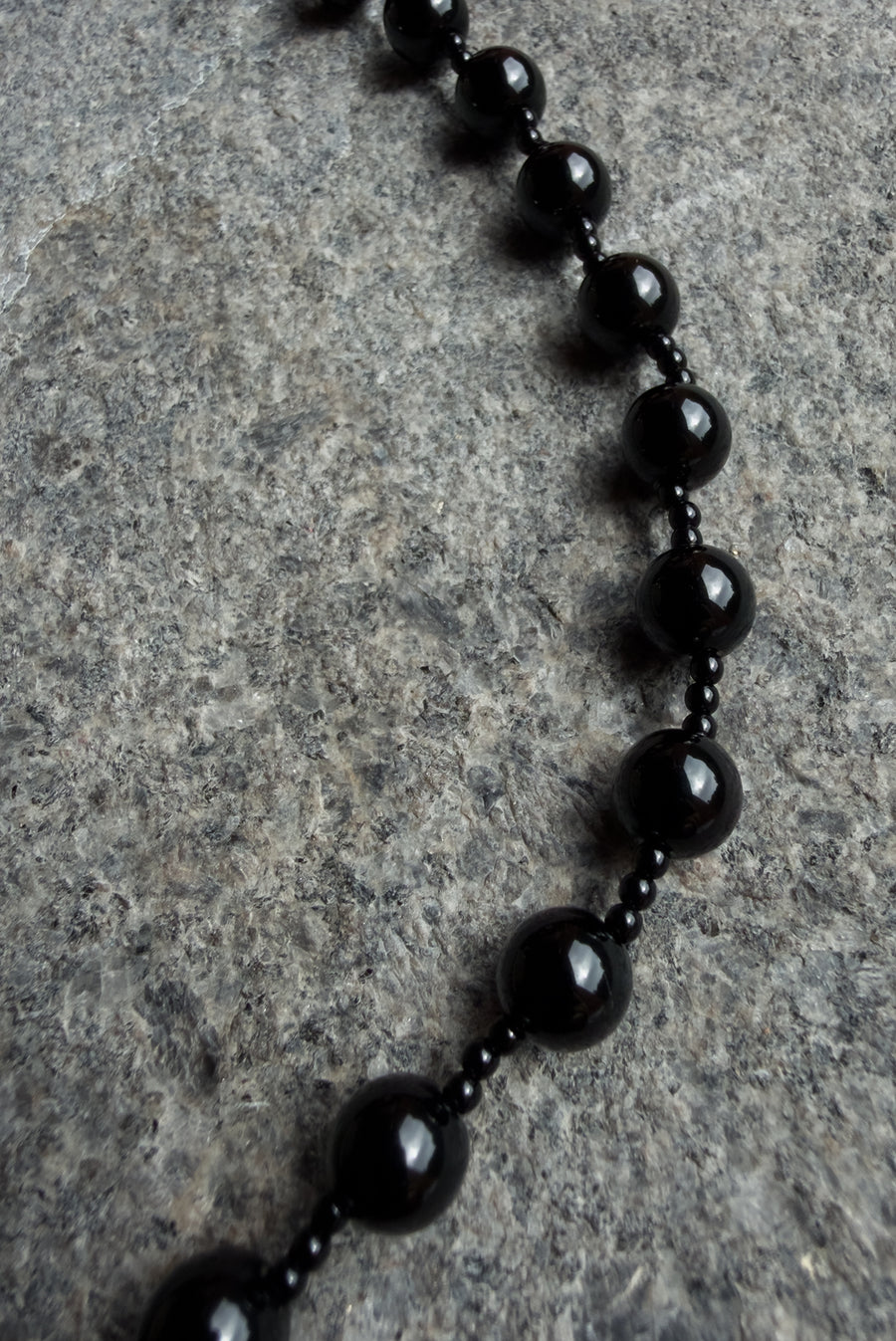 Glass Mix Beaded Necklace – Black
