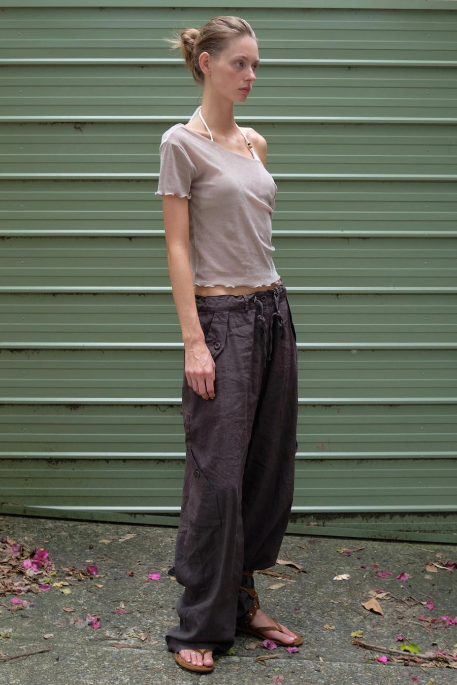Lightweight Linen Cargo Pant - Brown