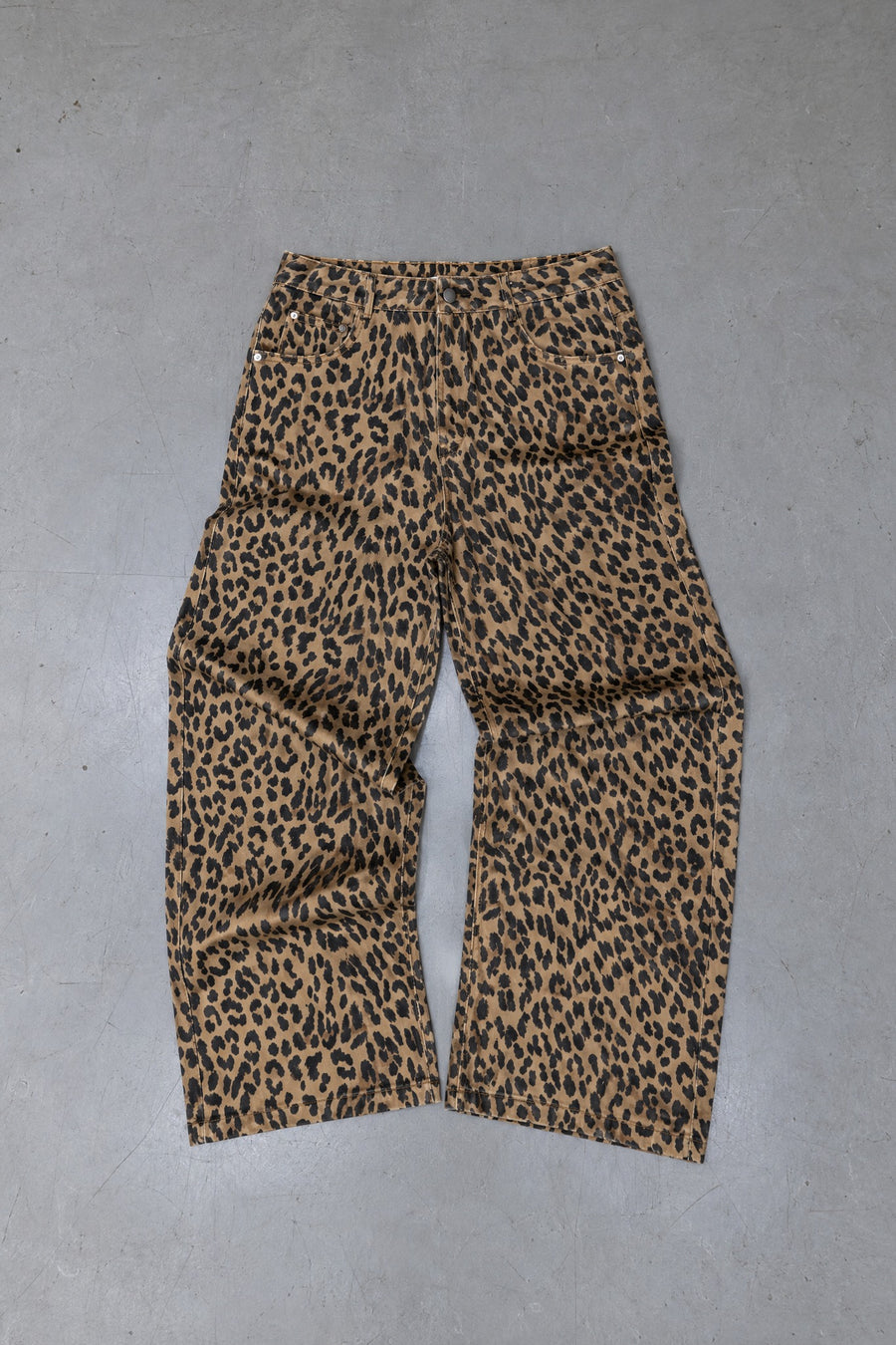 Leopard Print Wide-Leg Jeans