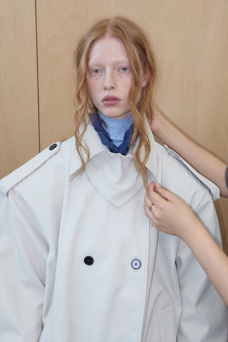 Oversized Double-Breasted Short Trench Jacket with Wide Collar