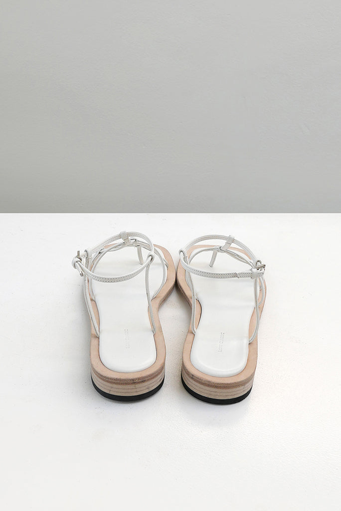 Low Classic - Middle Strap Sandals - White