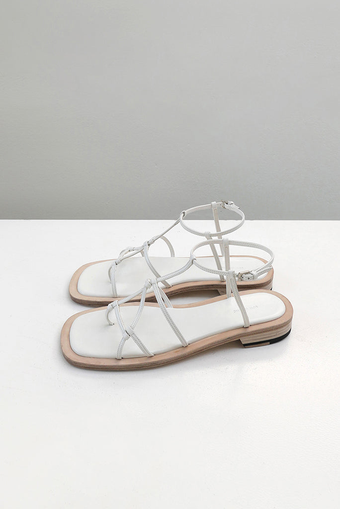 Low Classic - Middle Strap Sandals - White