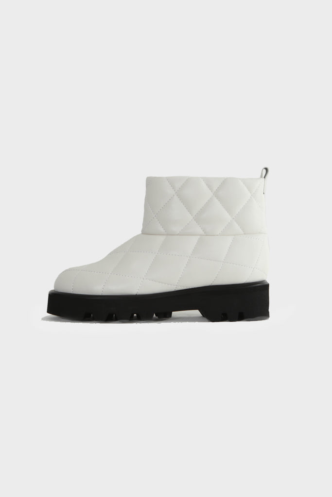 Quilted Snow Boots - White