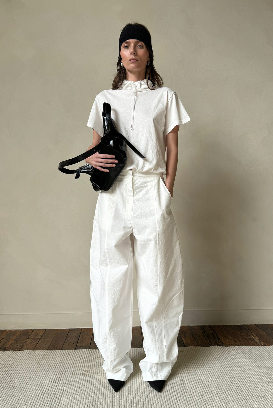 Lightweight Barrel Trousers - White