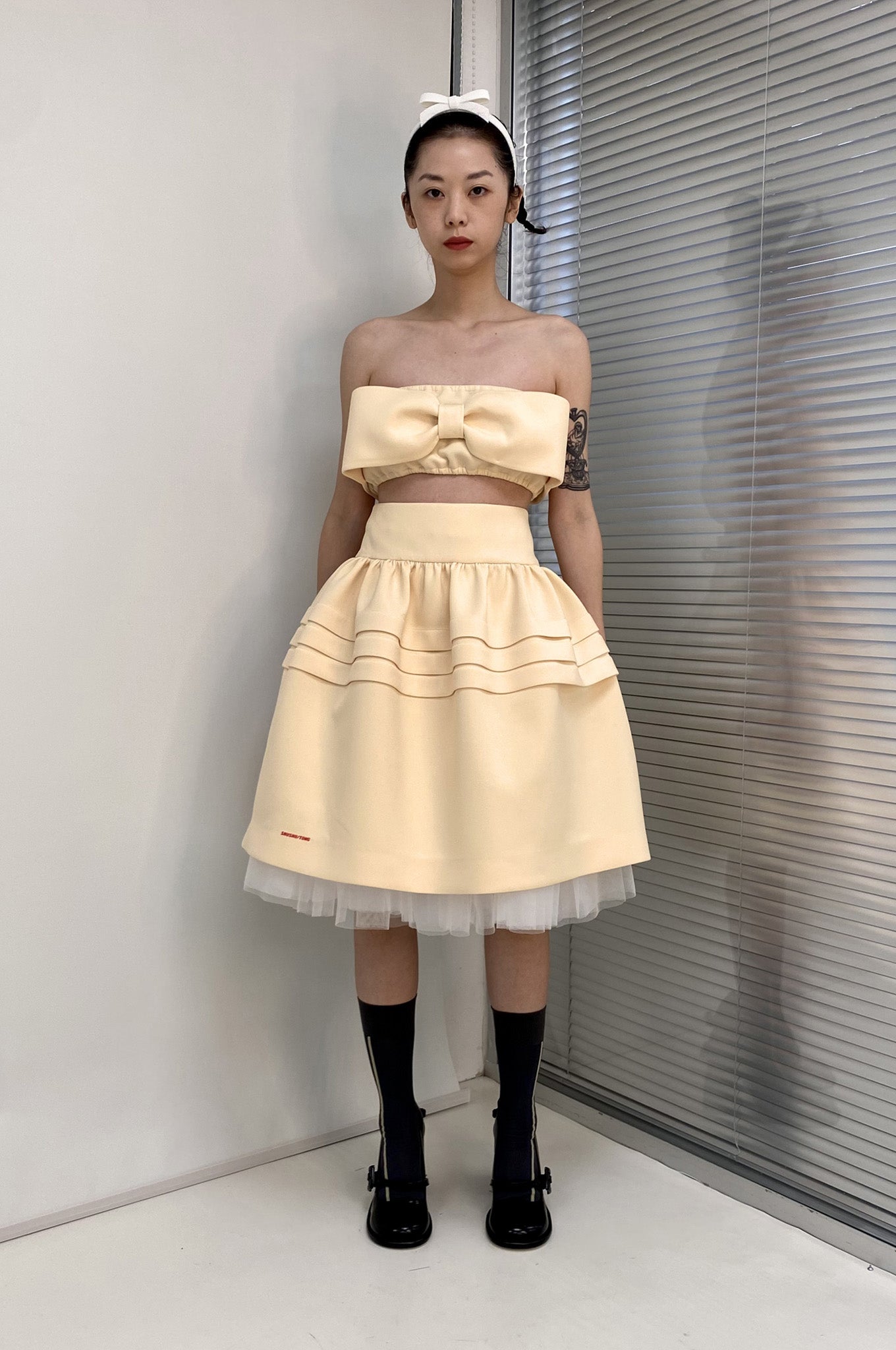 shushu tong dress SHUSHU/TONG Velvet- and lace-trimmed brocade gown