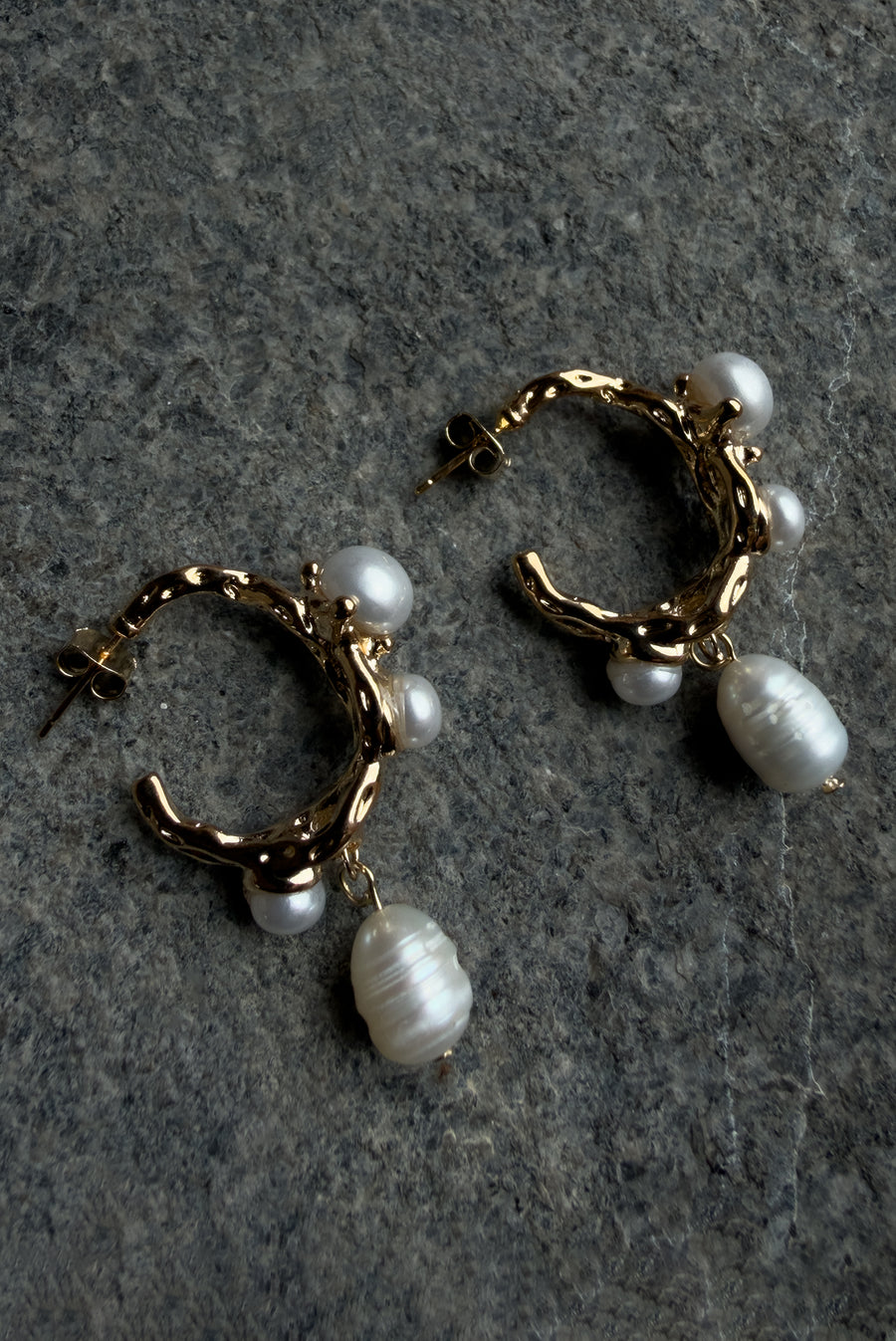 Pearl Branch Hoop Earrings – Gold
