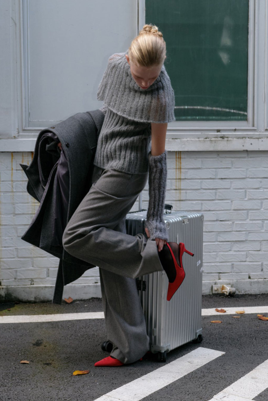Herringbone Pleat Trouser - Gray