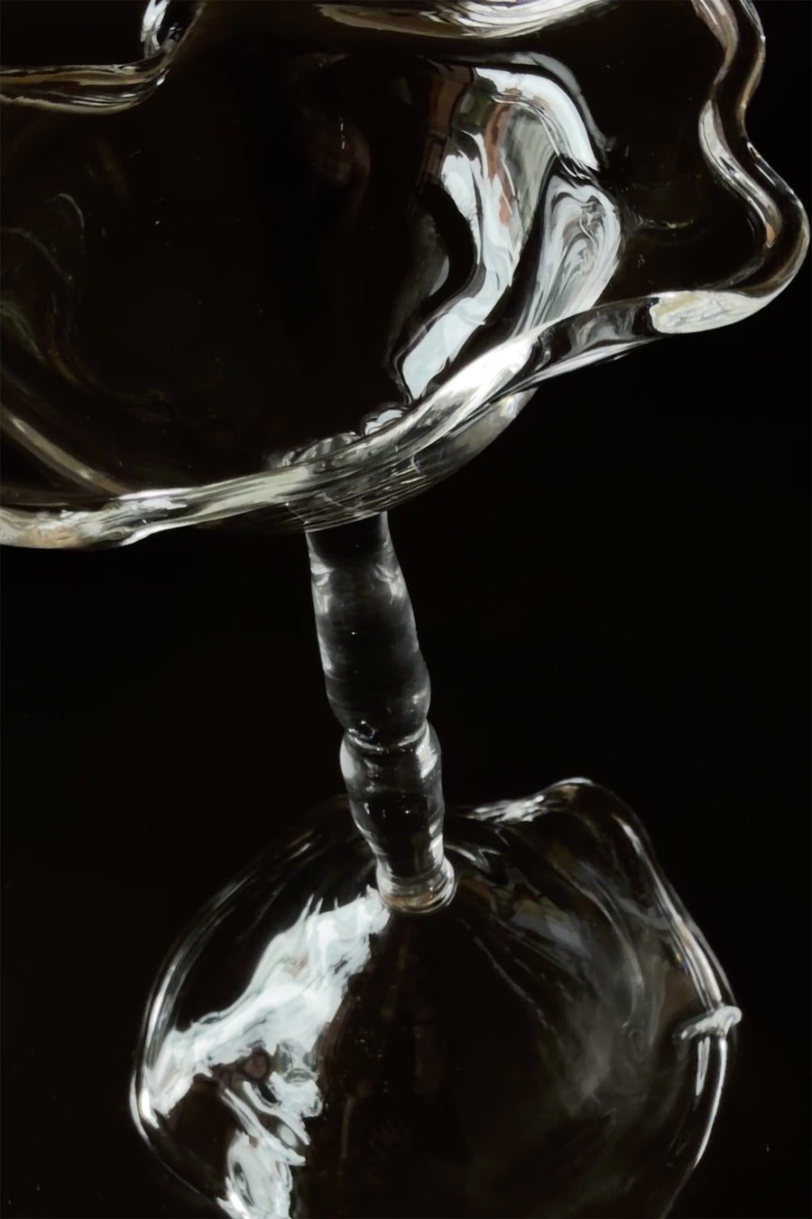 Proyecto Hebra - Handmade Inverse Ruffle Hem Glass