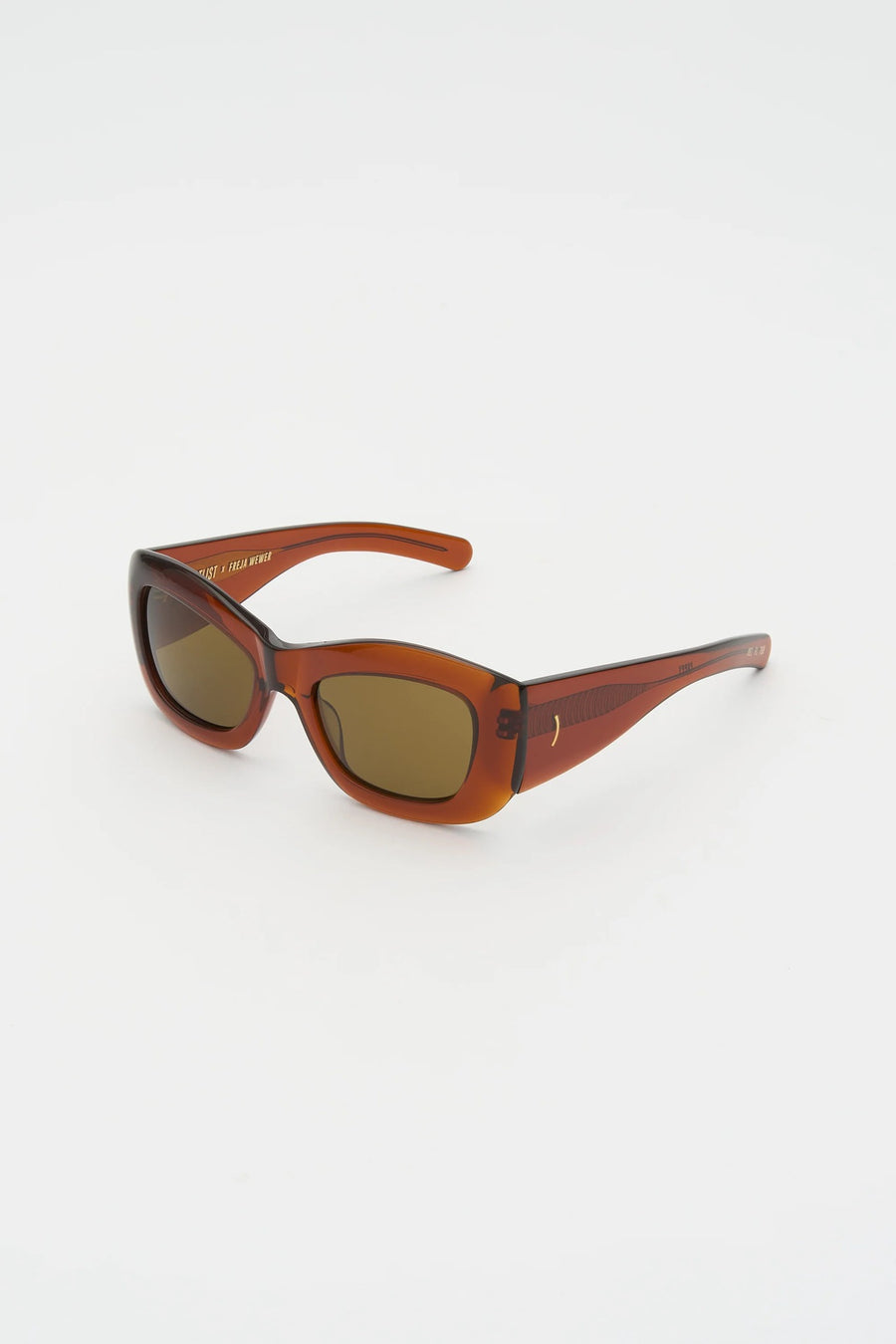 Flatlist x Freja Wewer - Poppy Sunglasses - Crystal Brown