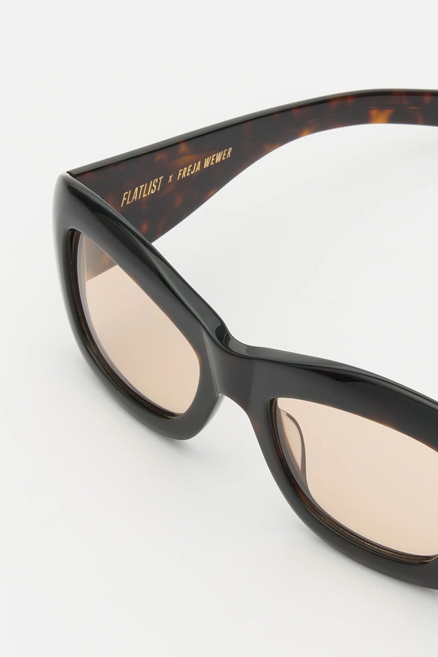 Flatlist x Freja Wewer - Poppy Sunglasses - Dark Tortoise