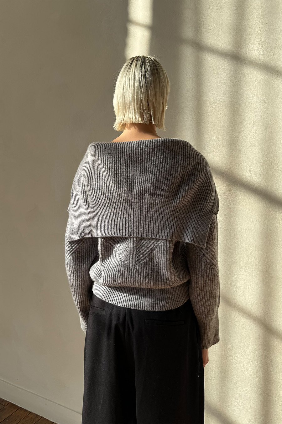 Rib Knit Zip Up Sweater - Gray