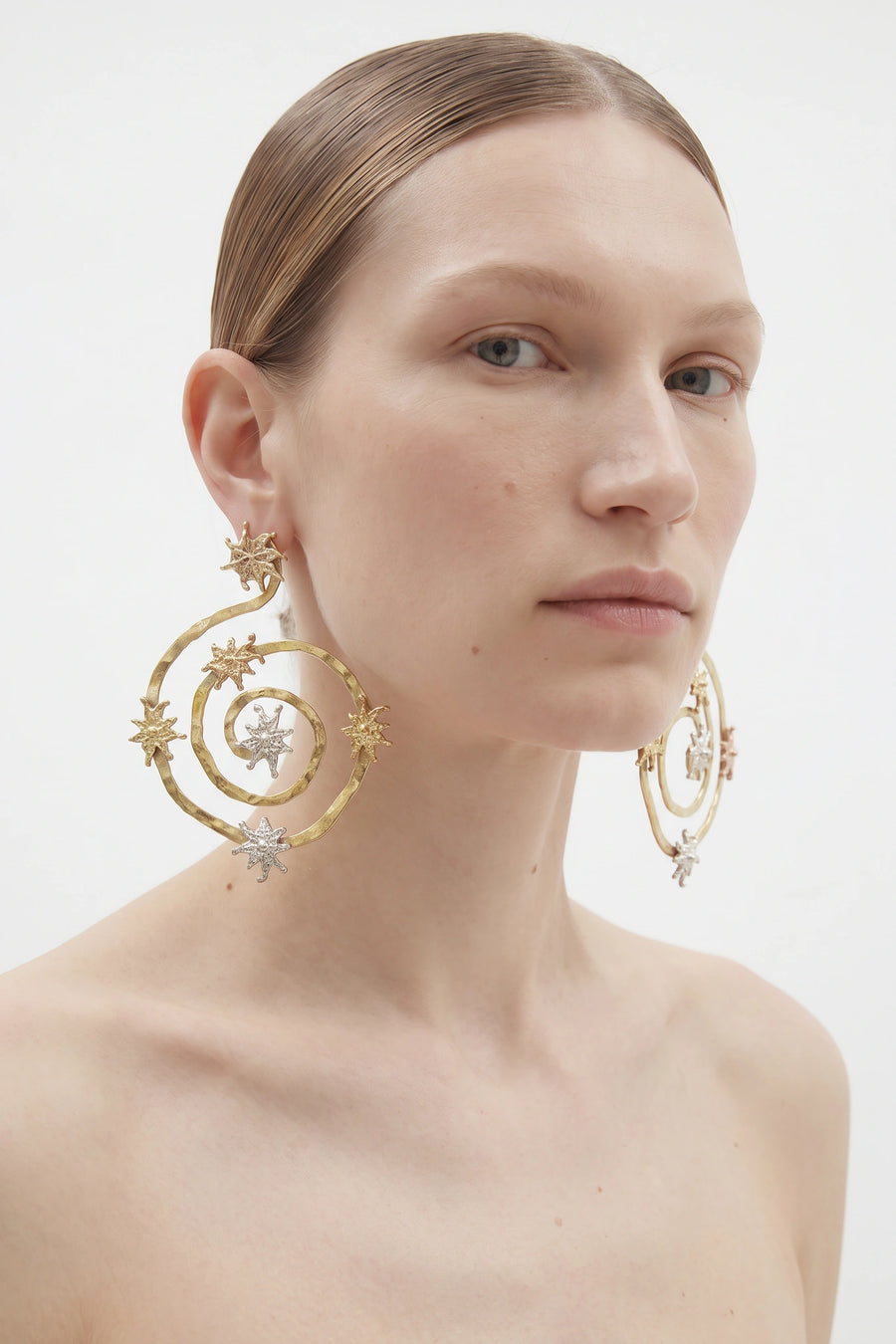 Hanna Katarina - Wondering Star Cycle Earrings