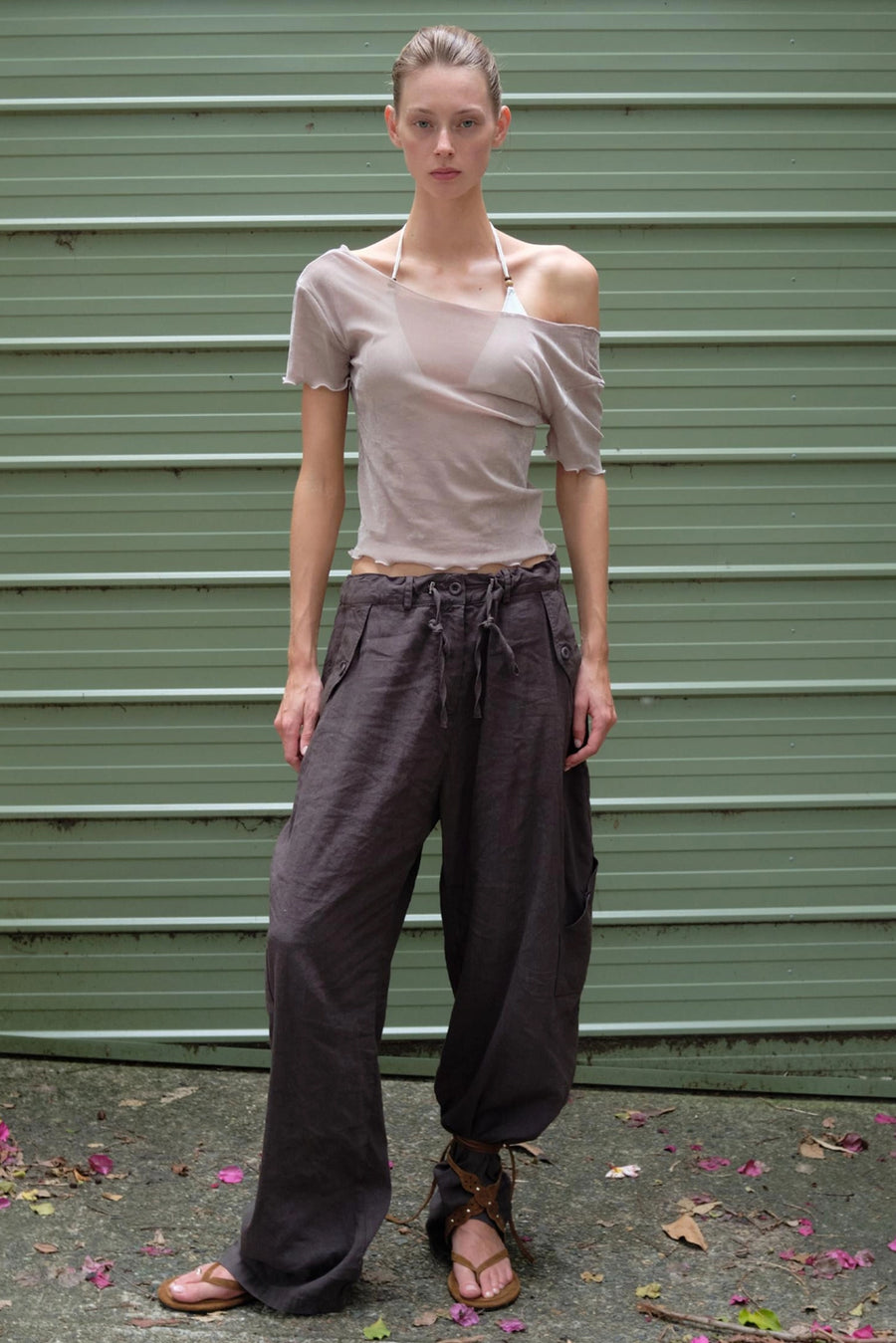 Lightweight Linen Cargo Pant - Brown