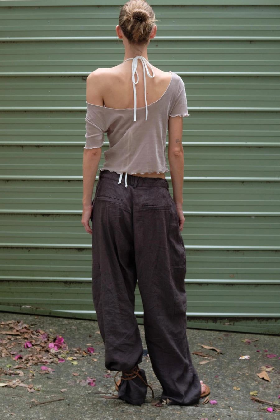 Lightweight Linen Cargo Pant - Brown