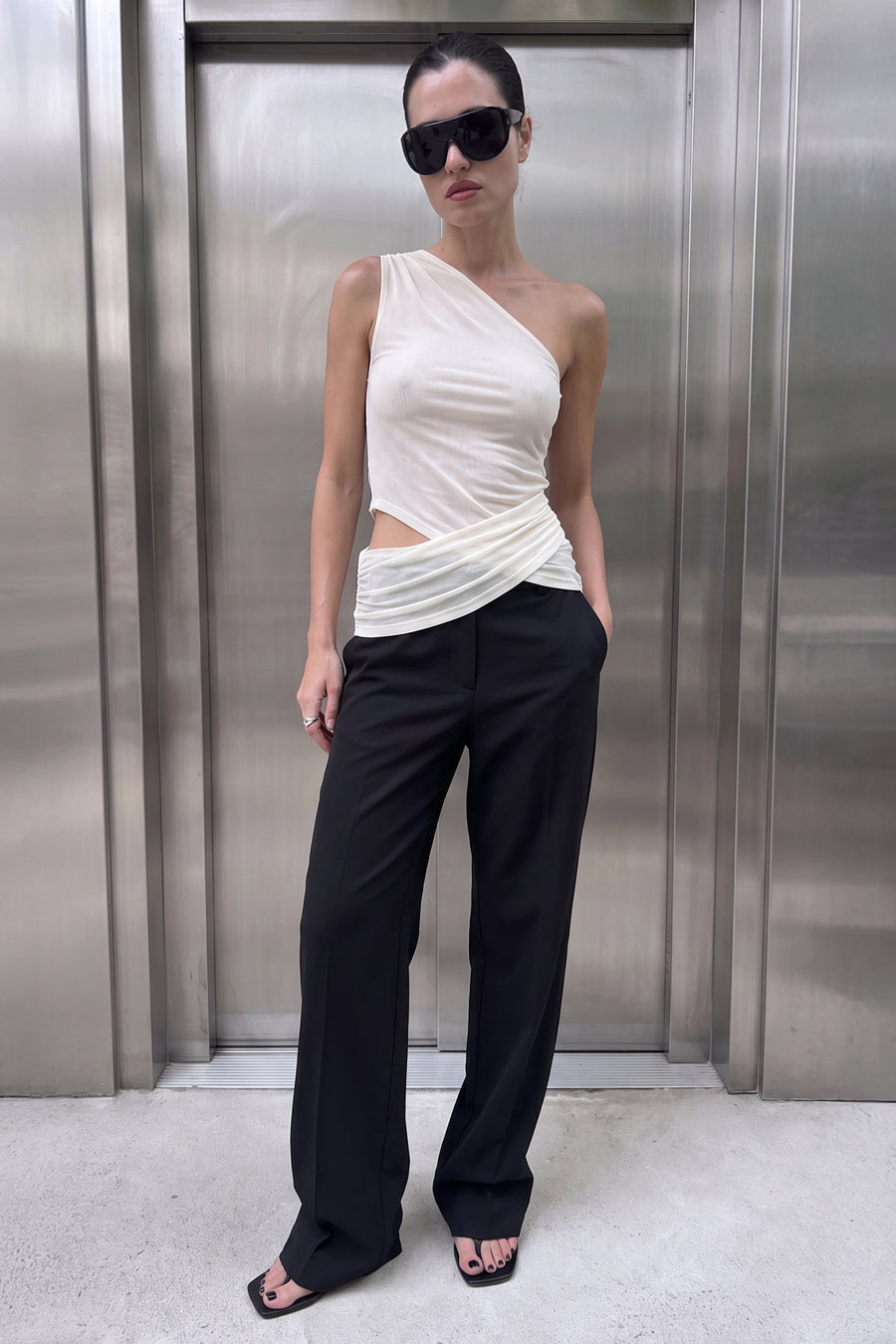 Asymmetric Drape Hem Cutout Tank