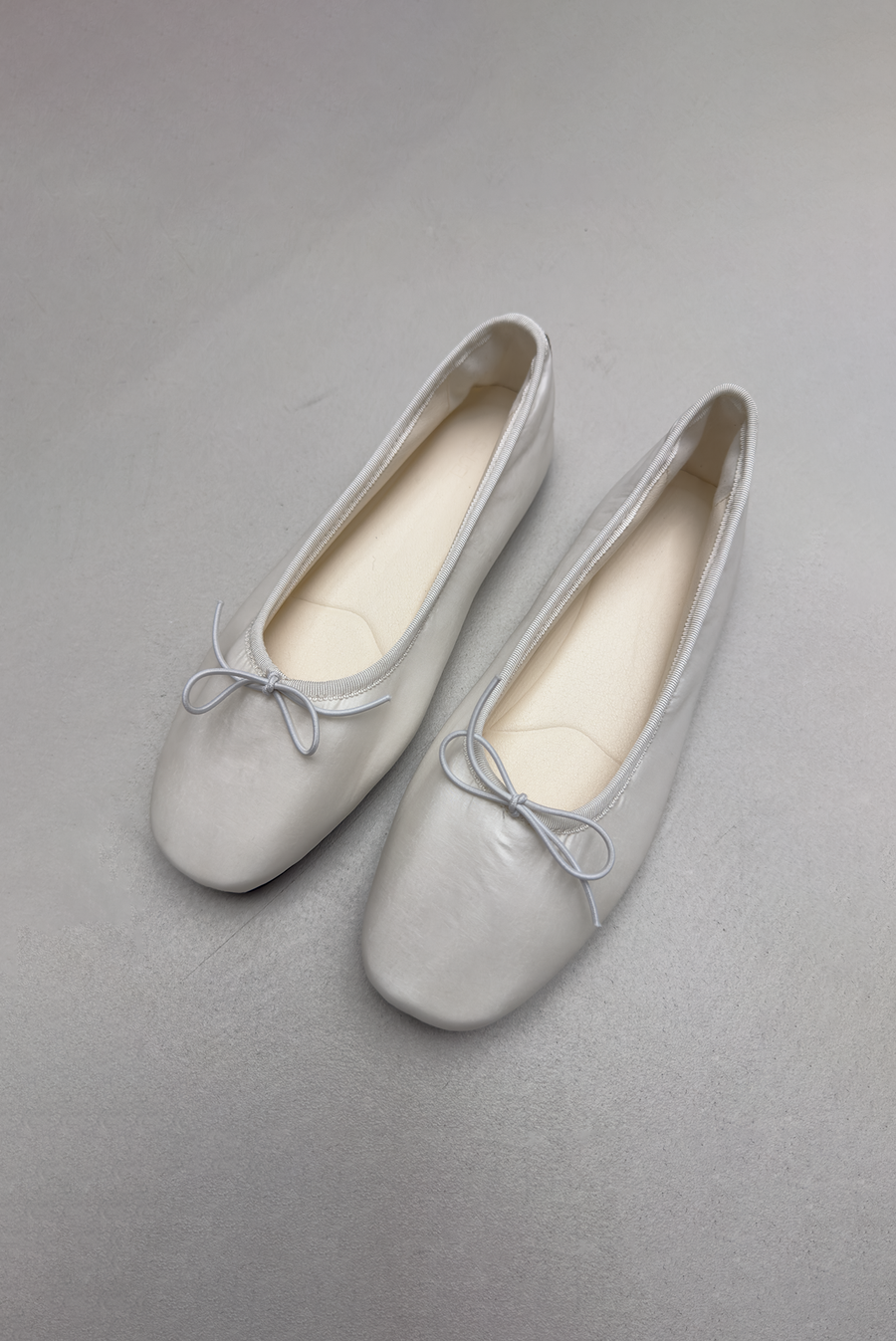Reflective Padded Ballet Flats - White