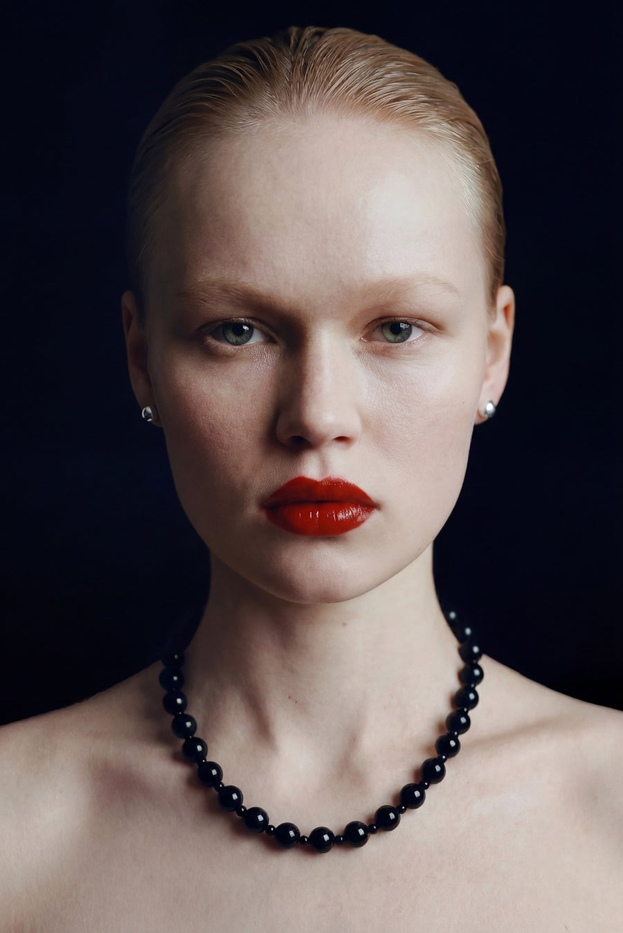 Stone Beaded Necklace – Black