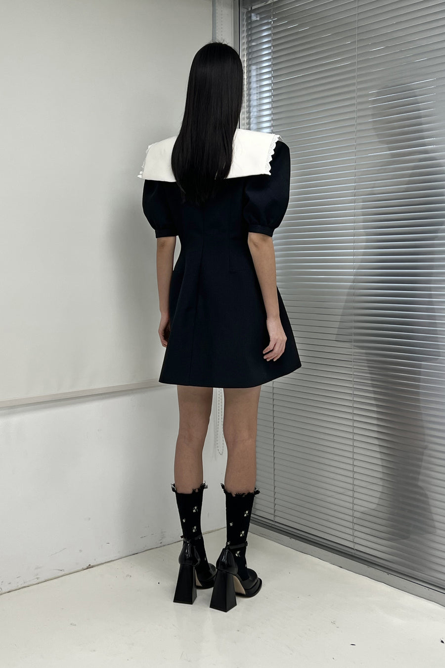 Shushu Tong - Oversized Collar Dress